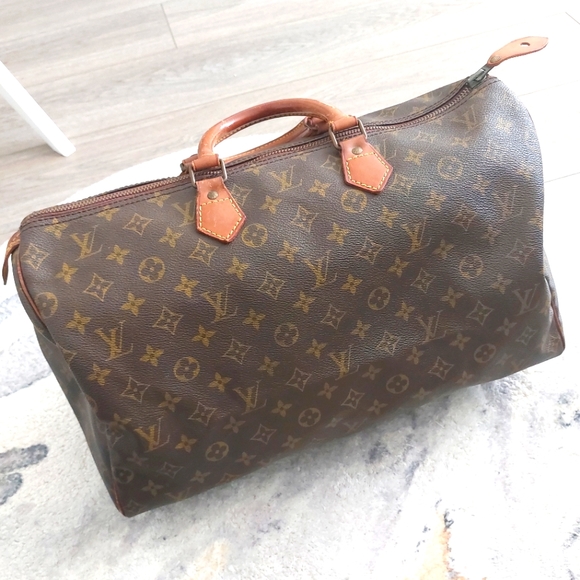 Louis Vuitton Handbags - 👑LOUIS VUITTON Authentic Speedy Bag👑